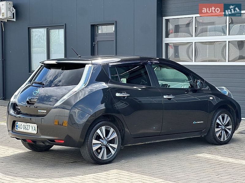 Хэтчбек Nissan Leaf 2014 в Мукачево