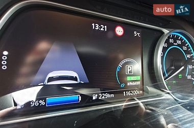 Хетчбек Nissan Leaf 2018 в Луцьку