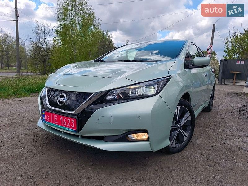 Хетчбек Nissan Leaf 2018 в Луцьку
