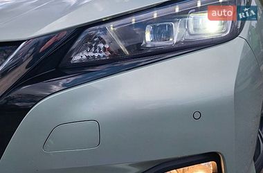 Хетчбек Nissan Leaf 2018 в Луцьку