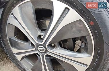 Хетчбек Nissan Leaf 2018 в Луцьку
