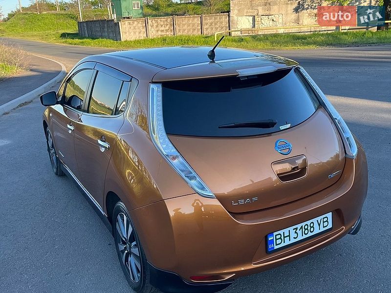 Хэтчбек Nissan Leaf 2016 в Одессе фото 6 Хэтчбек Nissan Leaf 2016 в Одессе