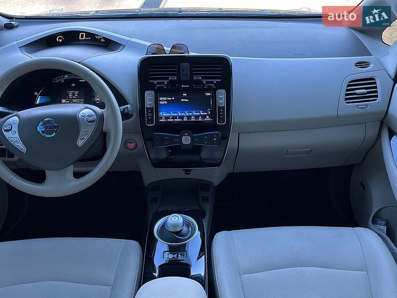 Хэтчбек Nissan Leaf 2016 в Одессе фото 43 Хэтчбек Nissan Leaf 2016 в Одессе