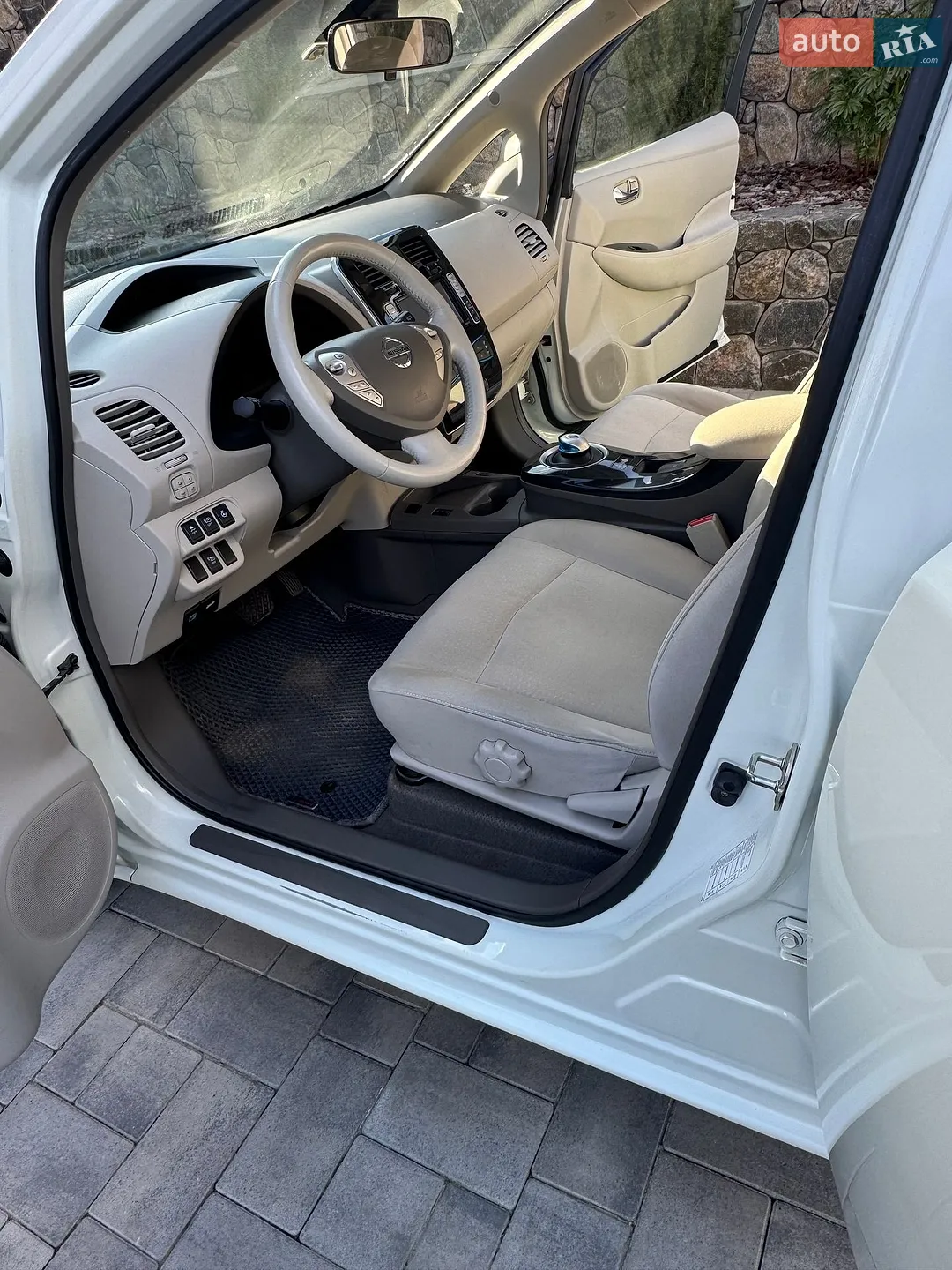 2012 Nissan Leaf - мініатюра 14