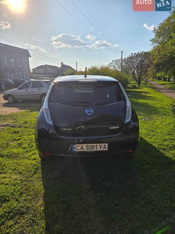Хетчбек Nissan Leaf 2014 в Черкасах