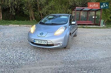 Хэтчбек Nissan Leaf 2012 в Ивано-Франковске