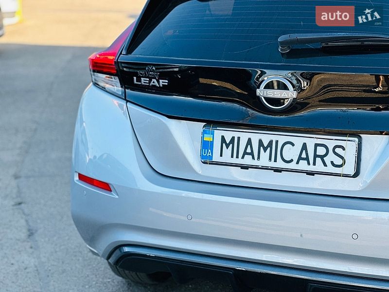Хэтчбек Nissan Leaf 2024 в Харькове