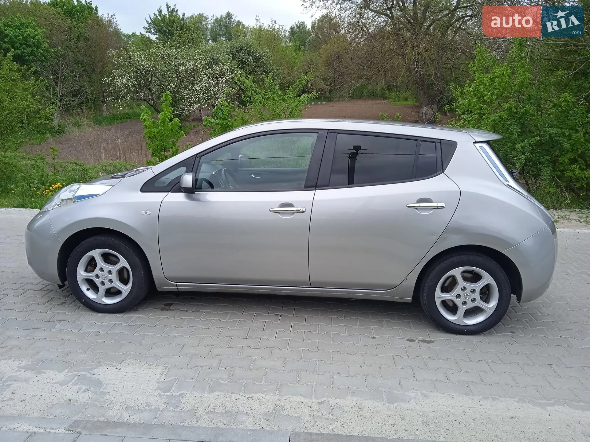 2017 Nissan Leaf - мініатюра 18