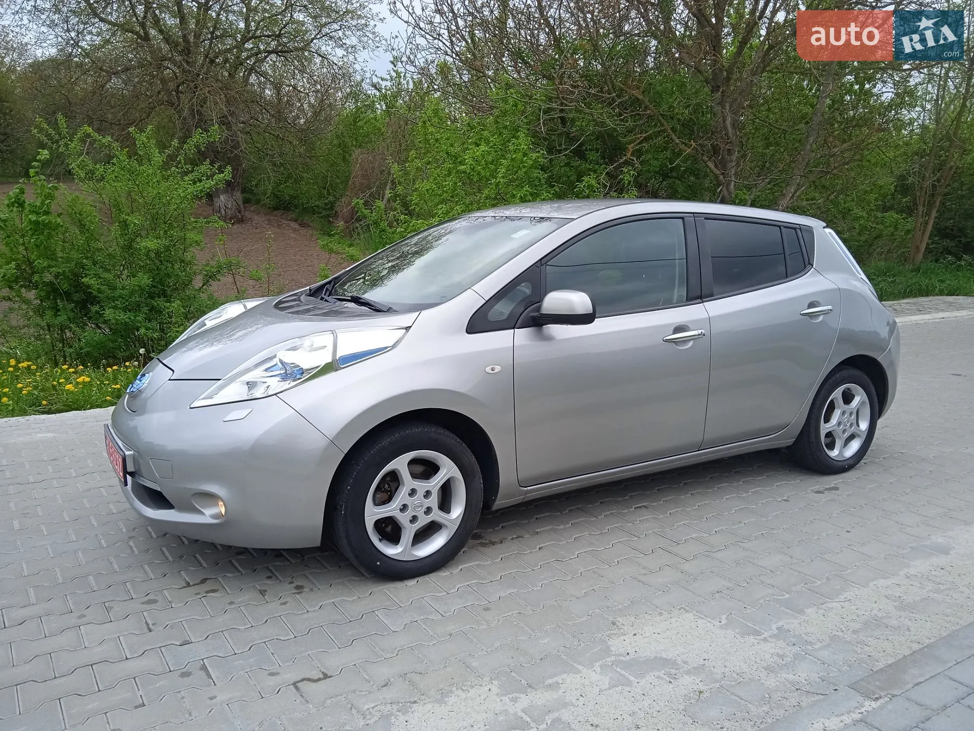 2017 Nissan Leaf - мініатюра 14