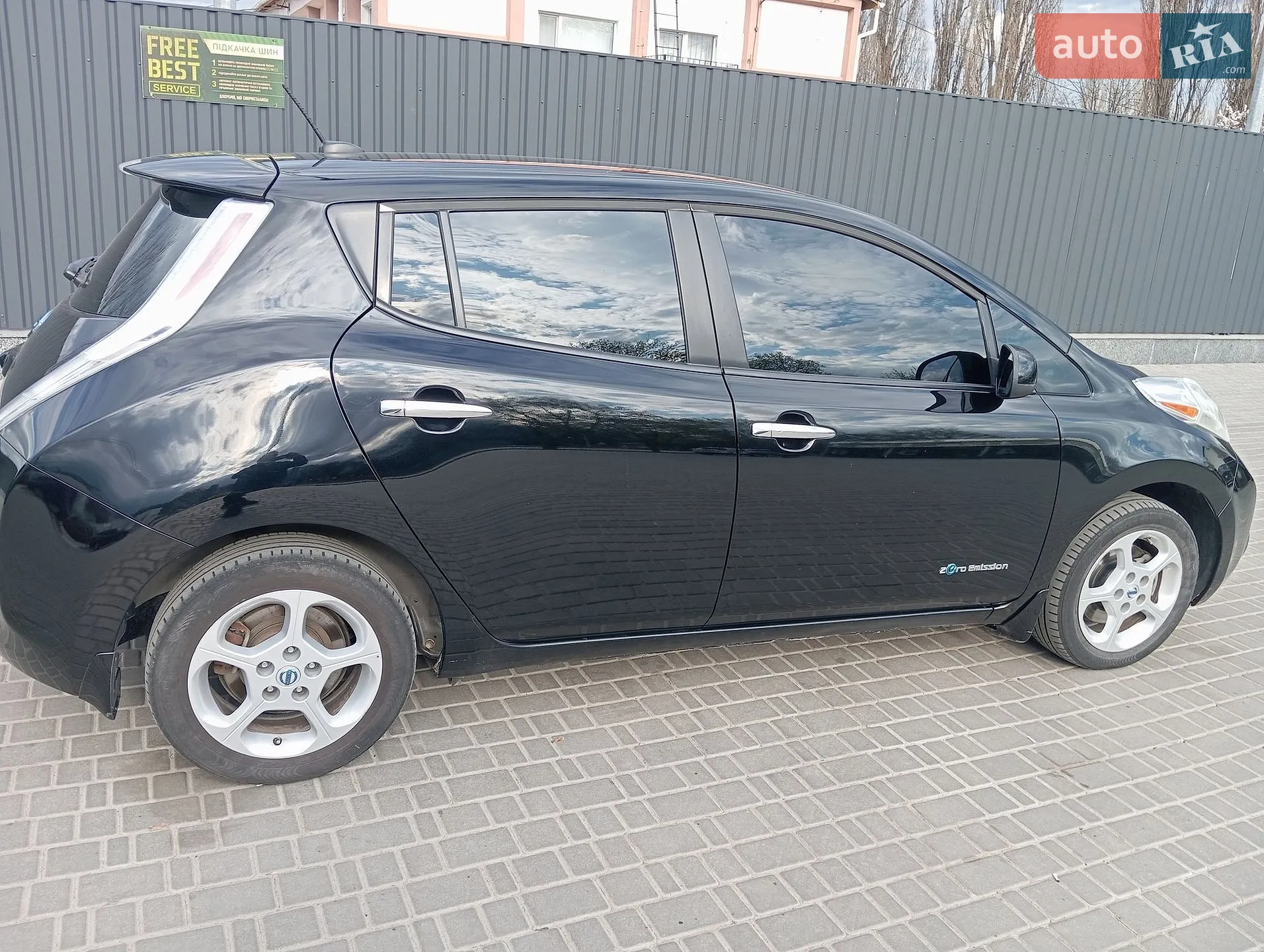 2015 Nissan Leaf - мініатюра 4