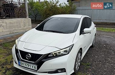 Хетчбек Nissan Leaf 2018 в Одесі