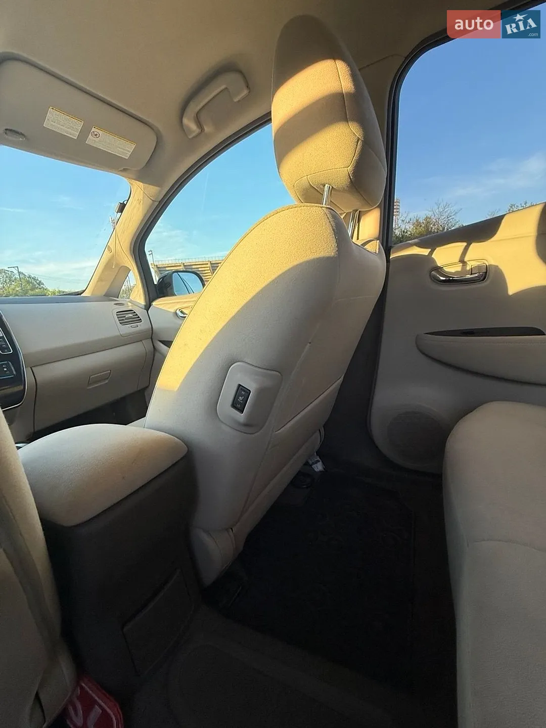 2012 Nissan Leaf - мініатюра 8