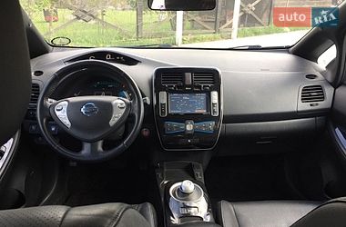 Хэтчбек Nissan Leaf 2014 в Черновцах