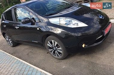 Хэтчбек Nissan Leaf 2014 в Черновцах