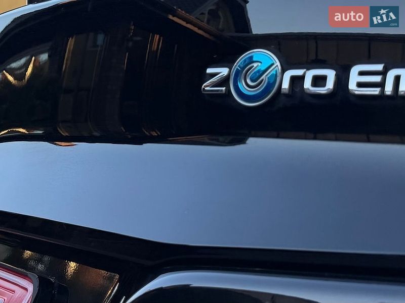 Хэтчбек Nissan Leaf 2019 в Львове