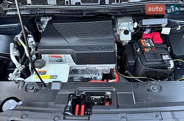 Хэтчбек Nissan Leaf 2019 в Львове