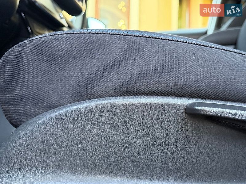 Хэтчбек Nissan Leaf 2019 в Львове