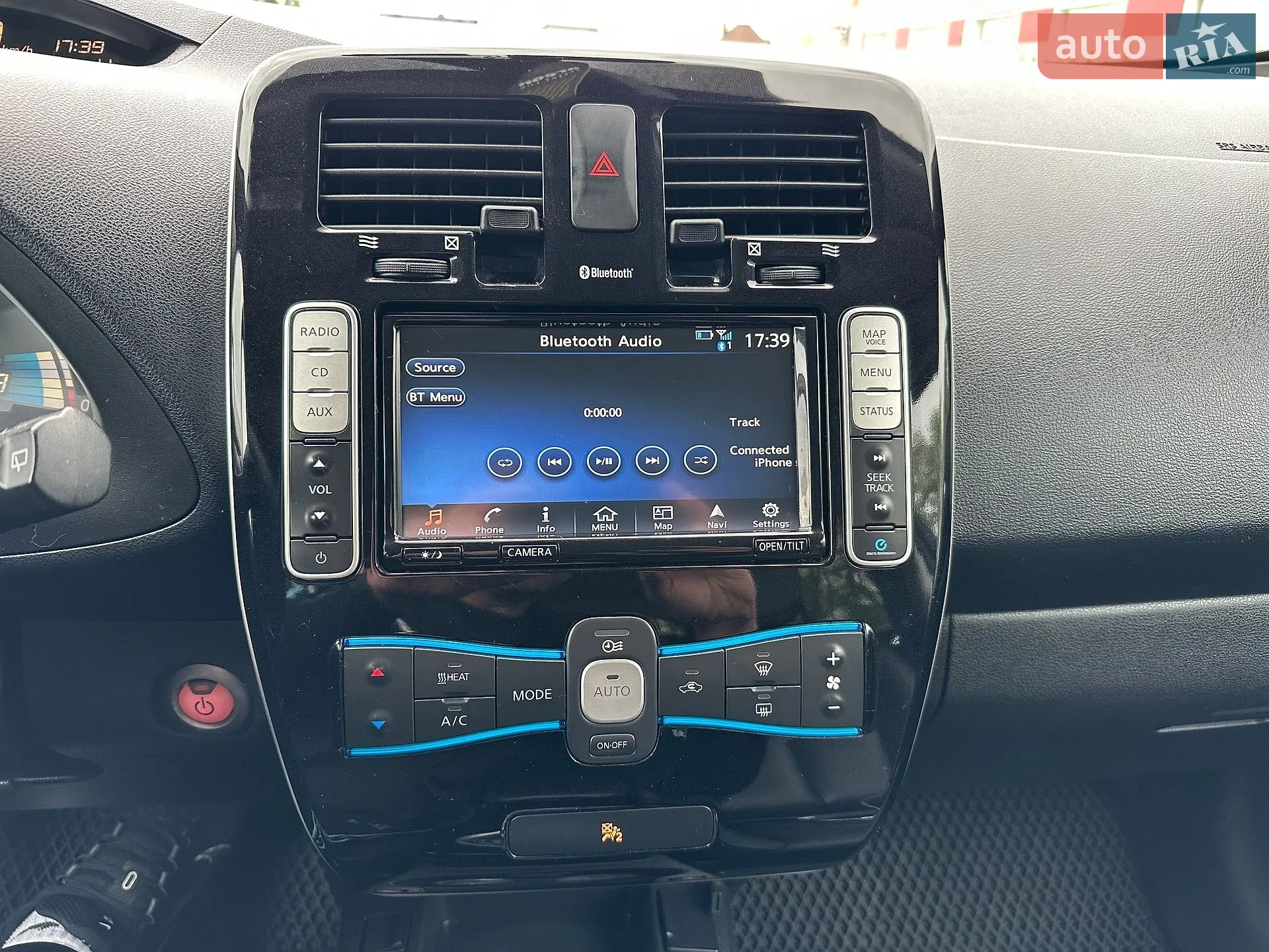 2017 Nissan Leaf - мініатюра 21