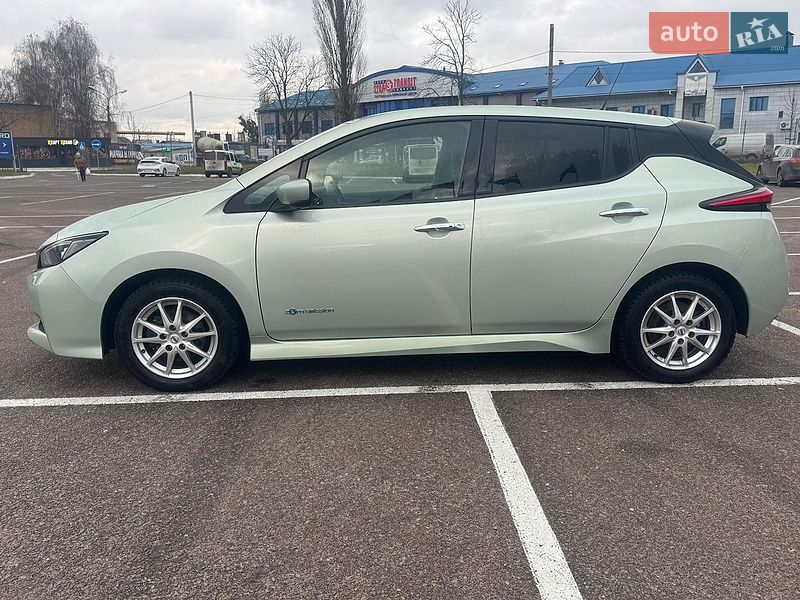 Хетчбек Nissan Leaf 2018 в Житомирі