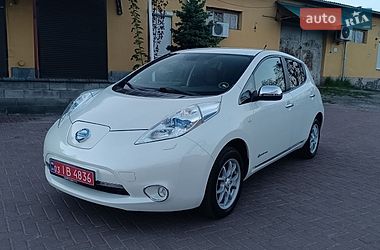 Хэтчбек Nissan Leaf 2014 в Ровно