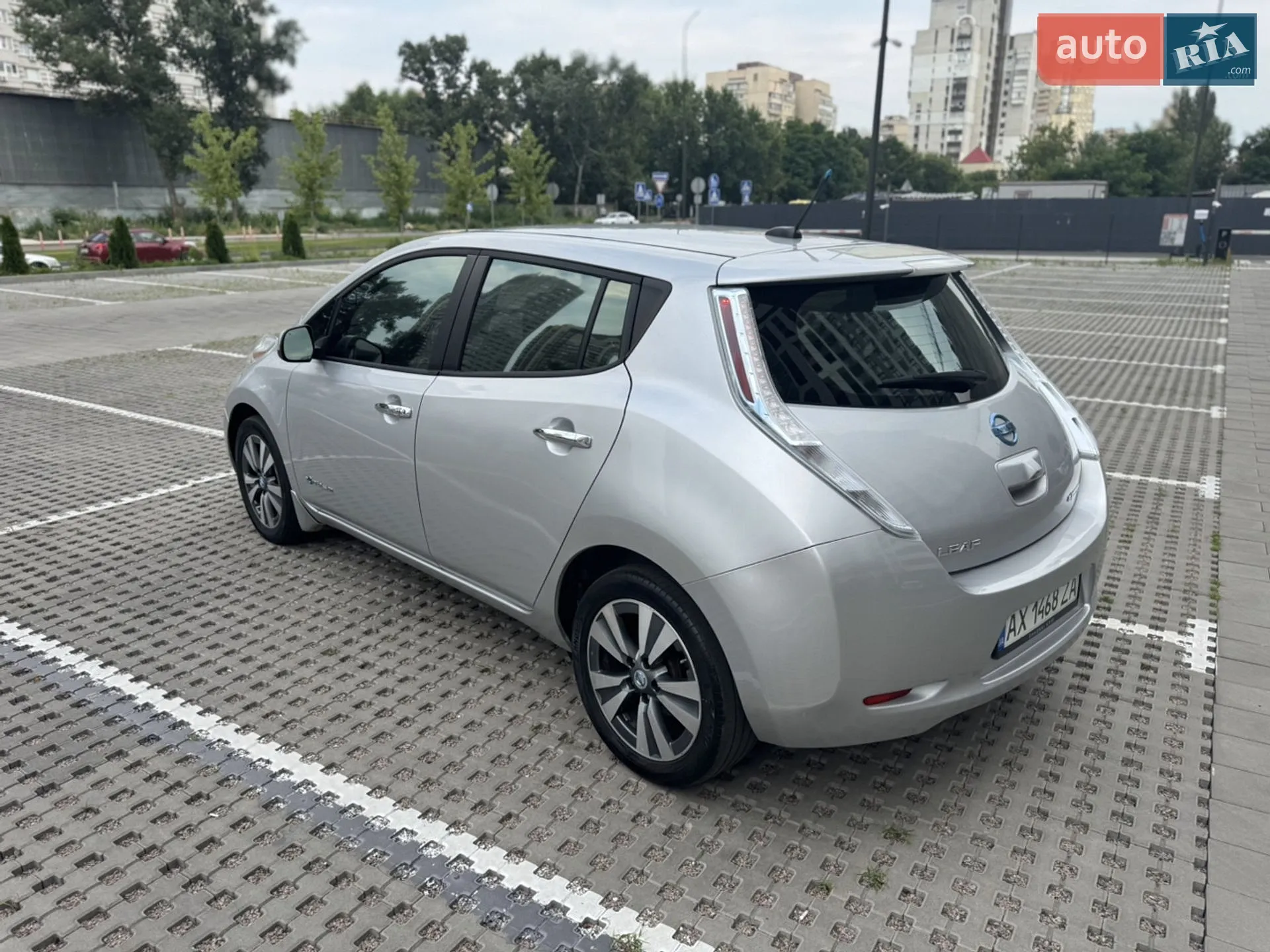 2013 Nissan Leaf - мініатюра 2