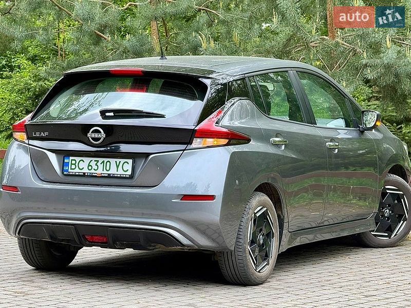 Хетчбек Nissan Leaf 2022 в Самборі