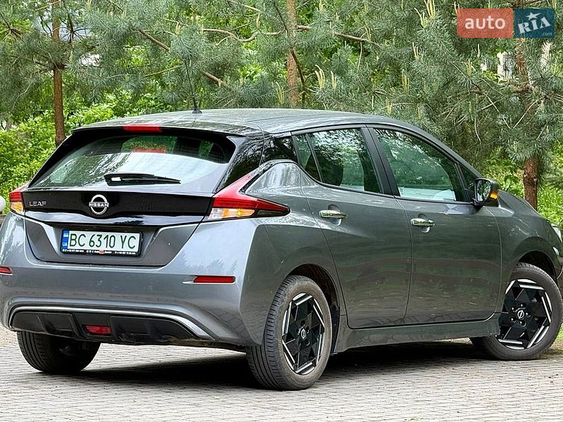 Хетчбек Nissan Leaf 2022 в Самборі