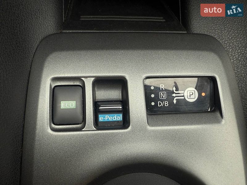 Хэтчбек Nissan Leaf 2019 в Житомире