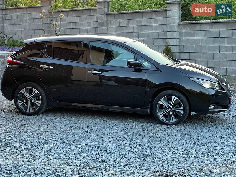 Хетчбек Nissan Leaf 2018 в Рівному
