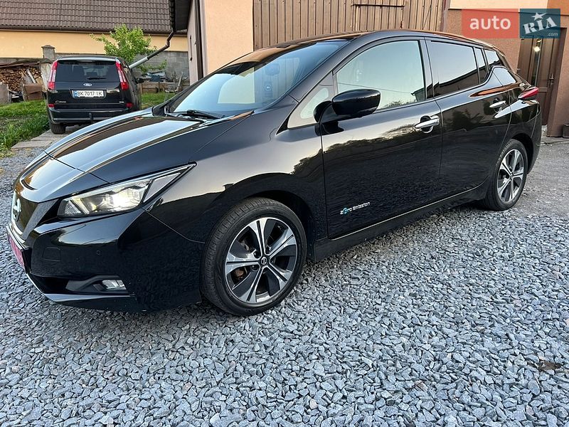 Хетчбек Nissan Leaf 2018 в Рівному