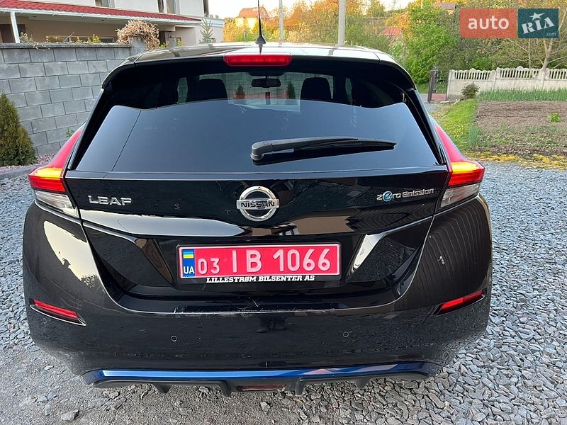 Хетчбек Nissan Leaf 2018 в Рівному
