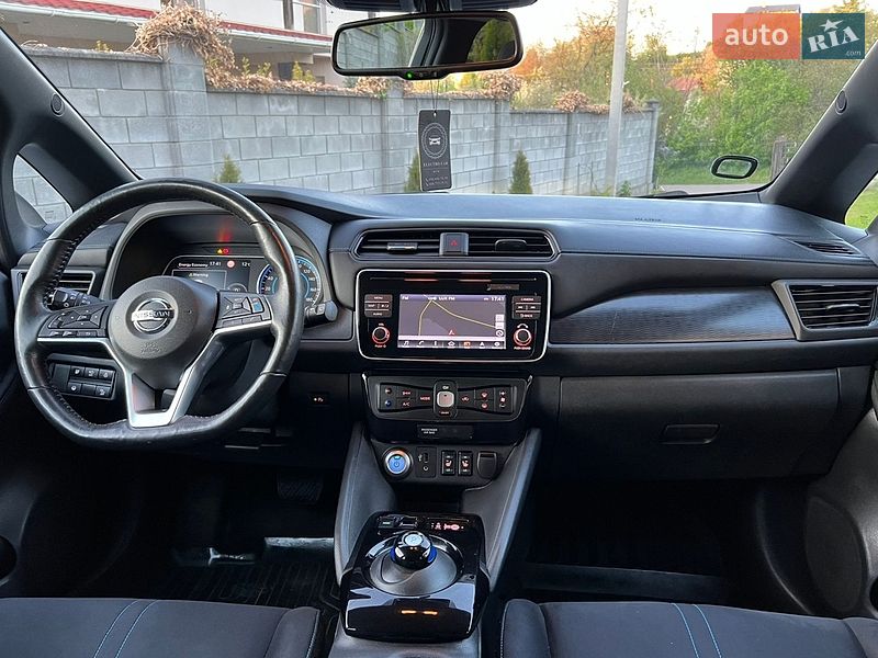 Хетчбек Nissan Leaf 2018 в Рівному