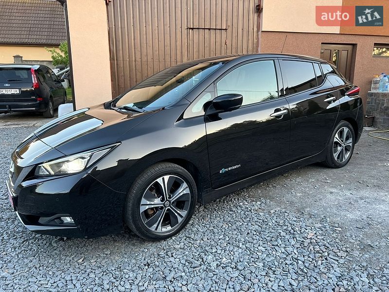 Хетчбек Nissan Leaf 2018 в Рівному