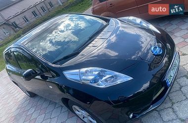 Хетчбек Nissan Leaf 2015 в Дубровиці