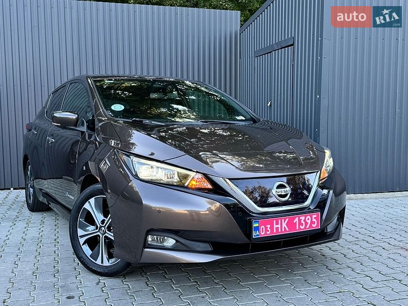 Хэтчбек Nissan Leaf 2018 в Дрогобыче