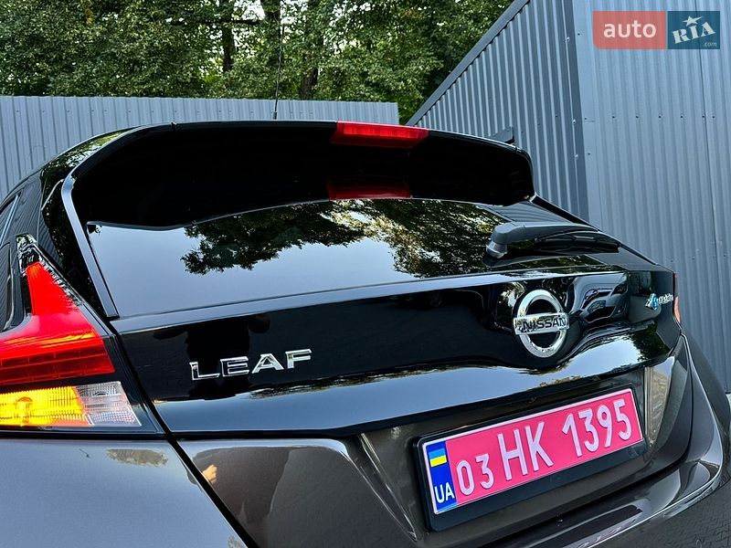 Хэтчбек Nissan Leaf 2018 в Дрогобыче