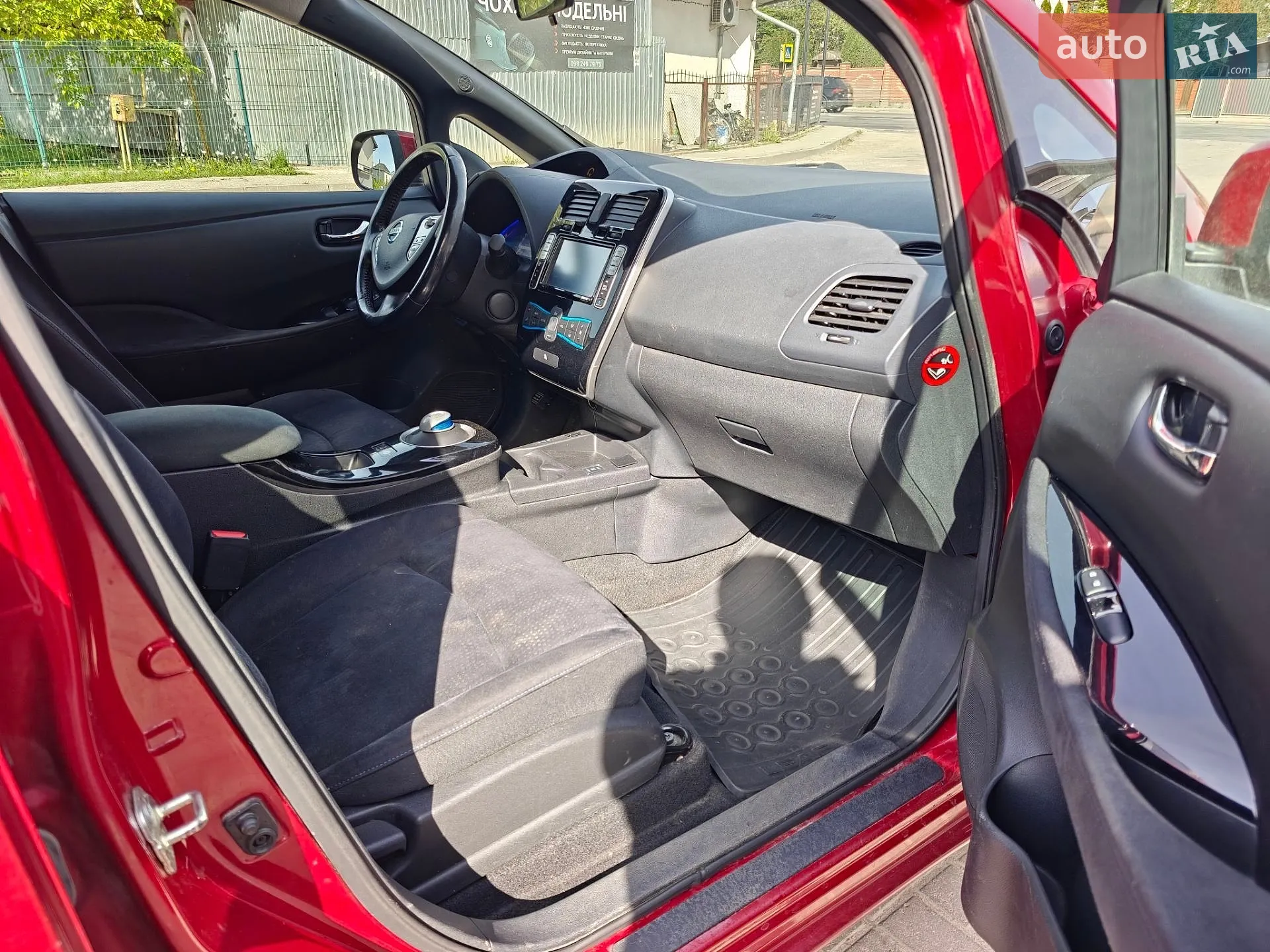 2013 Nissan Leaf - мініатюра 12