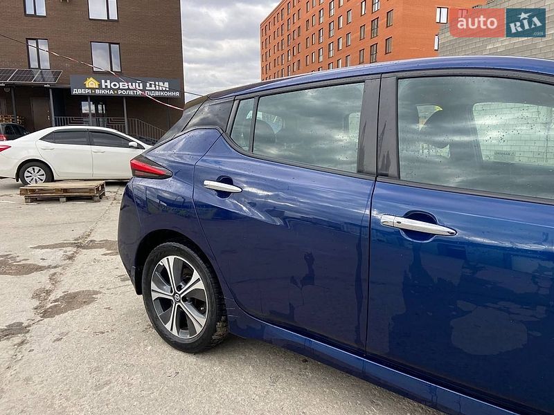 Хетчбек Nissan Leaf 2020 в Нетішині