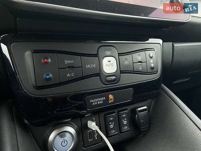 Хетчбек Nissan Leaf 2020 в Нетішині