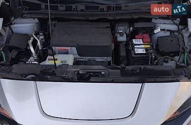 Хетчбек Nissan Leaf 2018 в Дніпрі