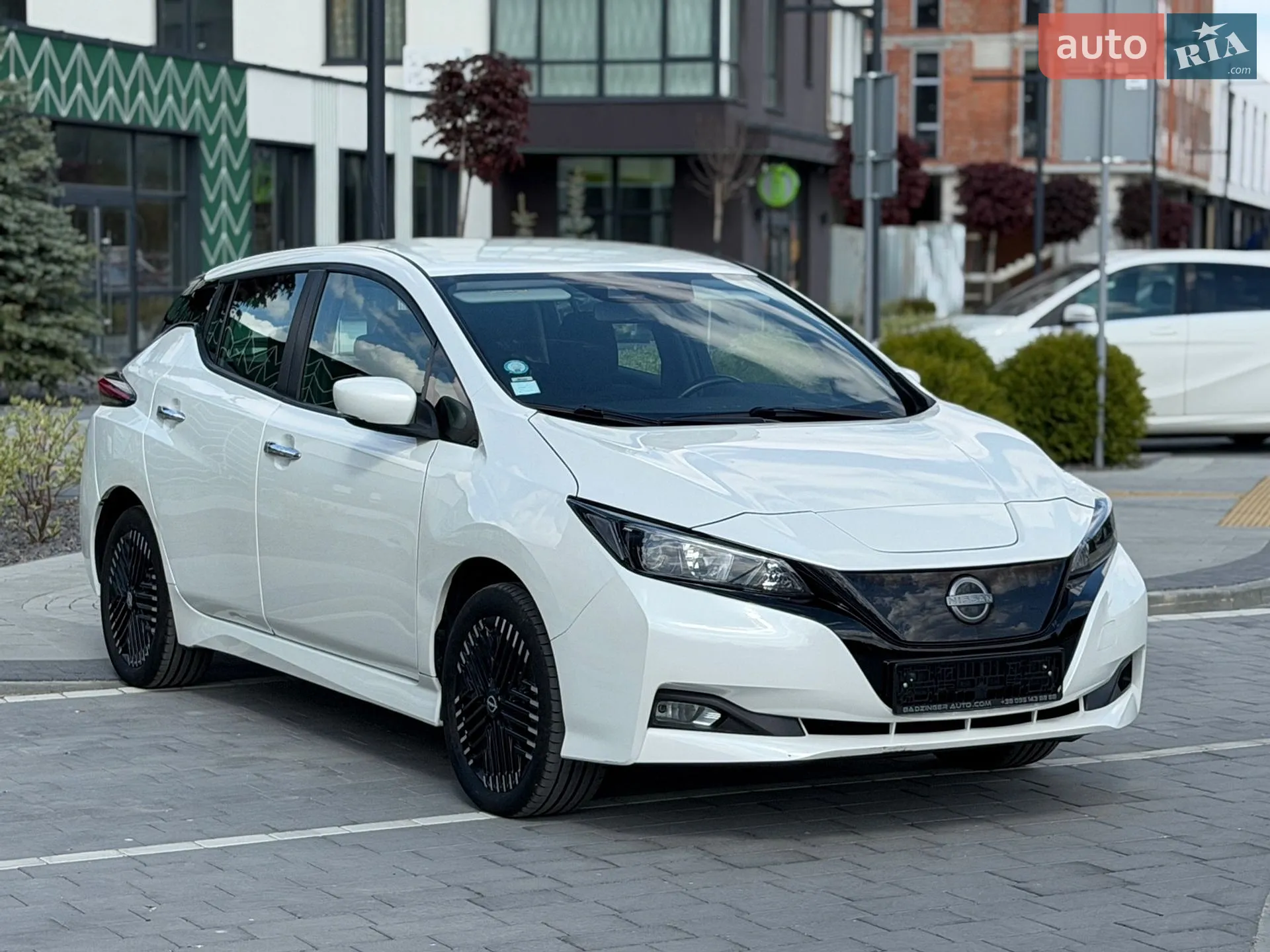 2022 Nissan Leaf - мініатюра 3