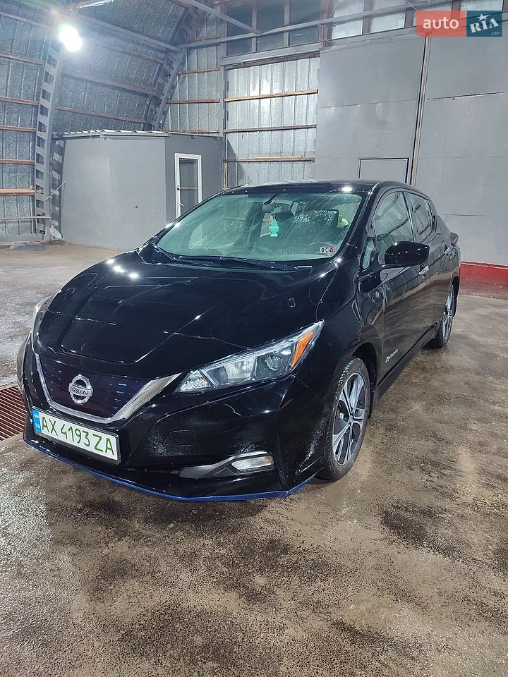2020 Nissan Leaf - мініатюра 21