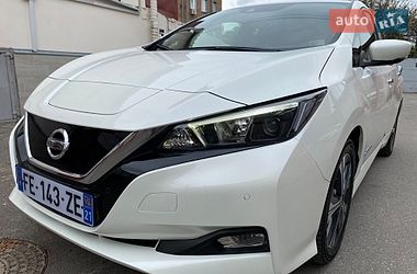 Хэтчбек Nissan Leaf 2019 в Киеве