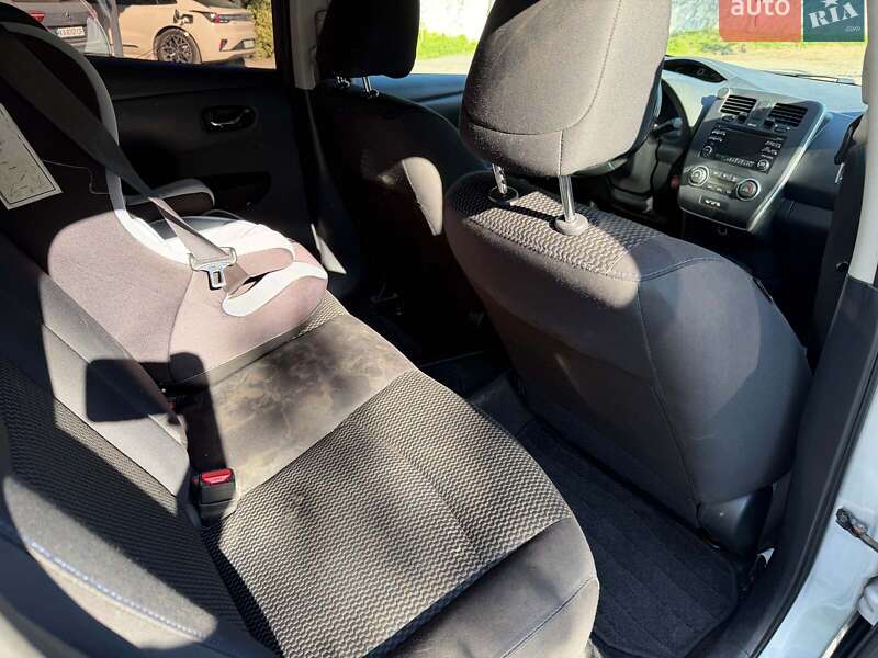 Хетчбек Nissan Leaf 2013 в Києві фото 20 Хетчбек Nissan Leaf 2013 в Києві