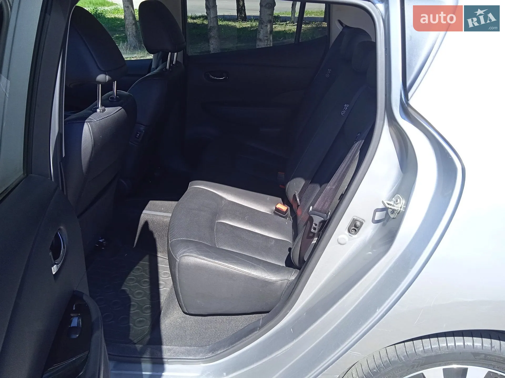 2015 Nissan Leaf - мініатюра 20