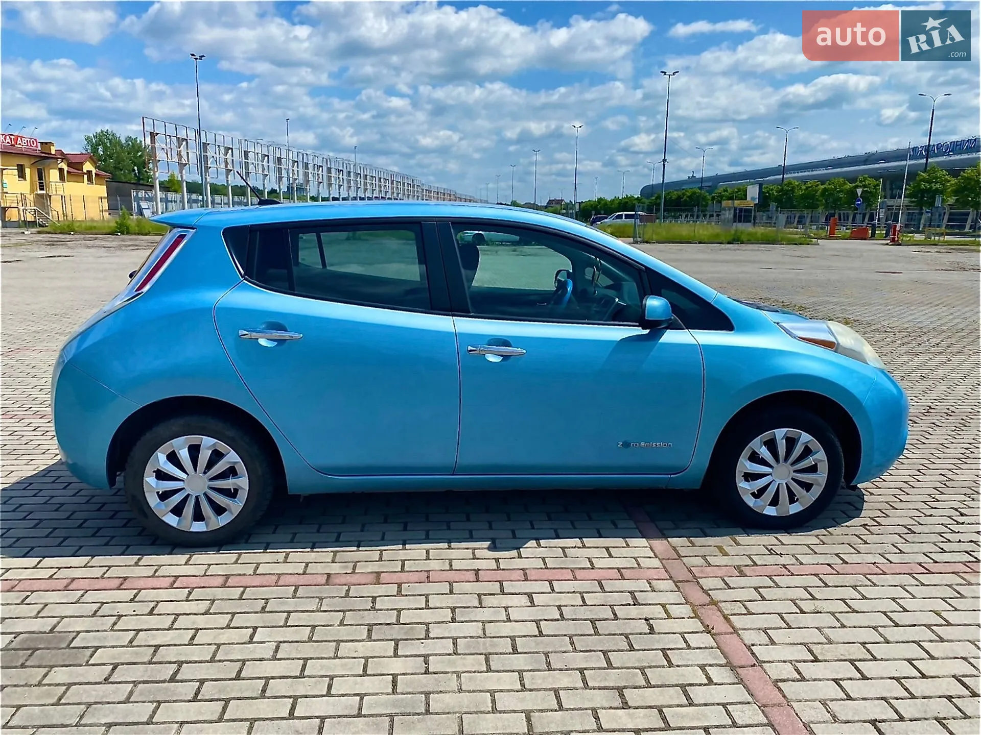 2015 Nissan Leaf - мініатюра 4