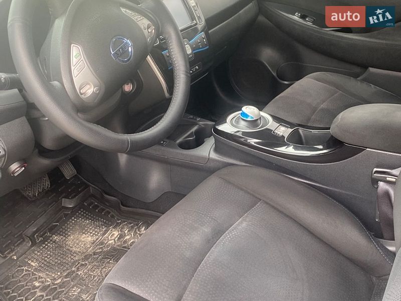 Хэтчбек Nissan Leaf 2013 в Харькове