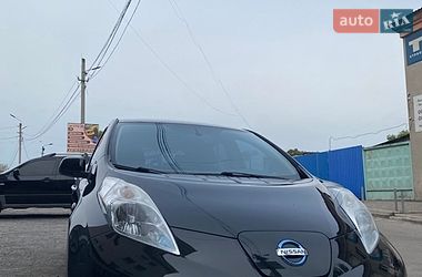 Хэтчбек Nissan Leaf 2015 в Каменском
