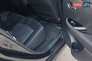 Хэтчбек Nissan Leaf 2017 в Радивилове