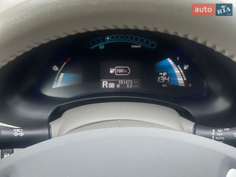 Хэтчбек Nissan Leaf 2015 в Житомире